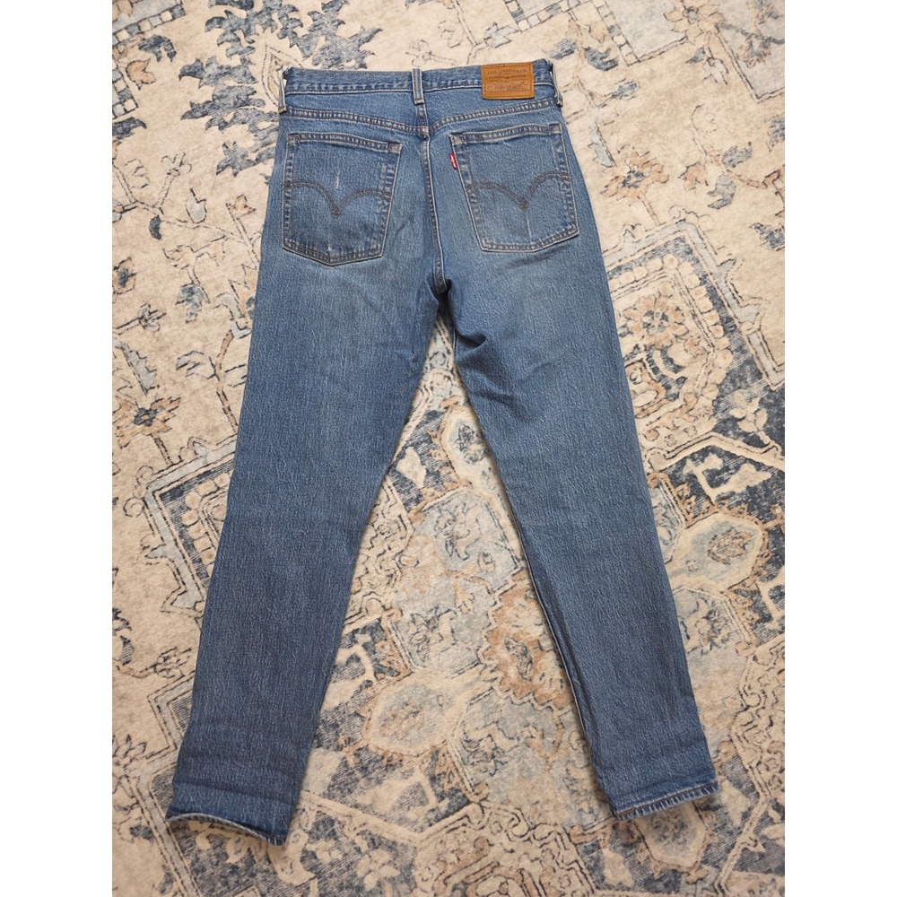Levi's Women's Size 26 Wedgie Straight Distressed High Rise Denim Jeans - Picture 7 of 7